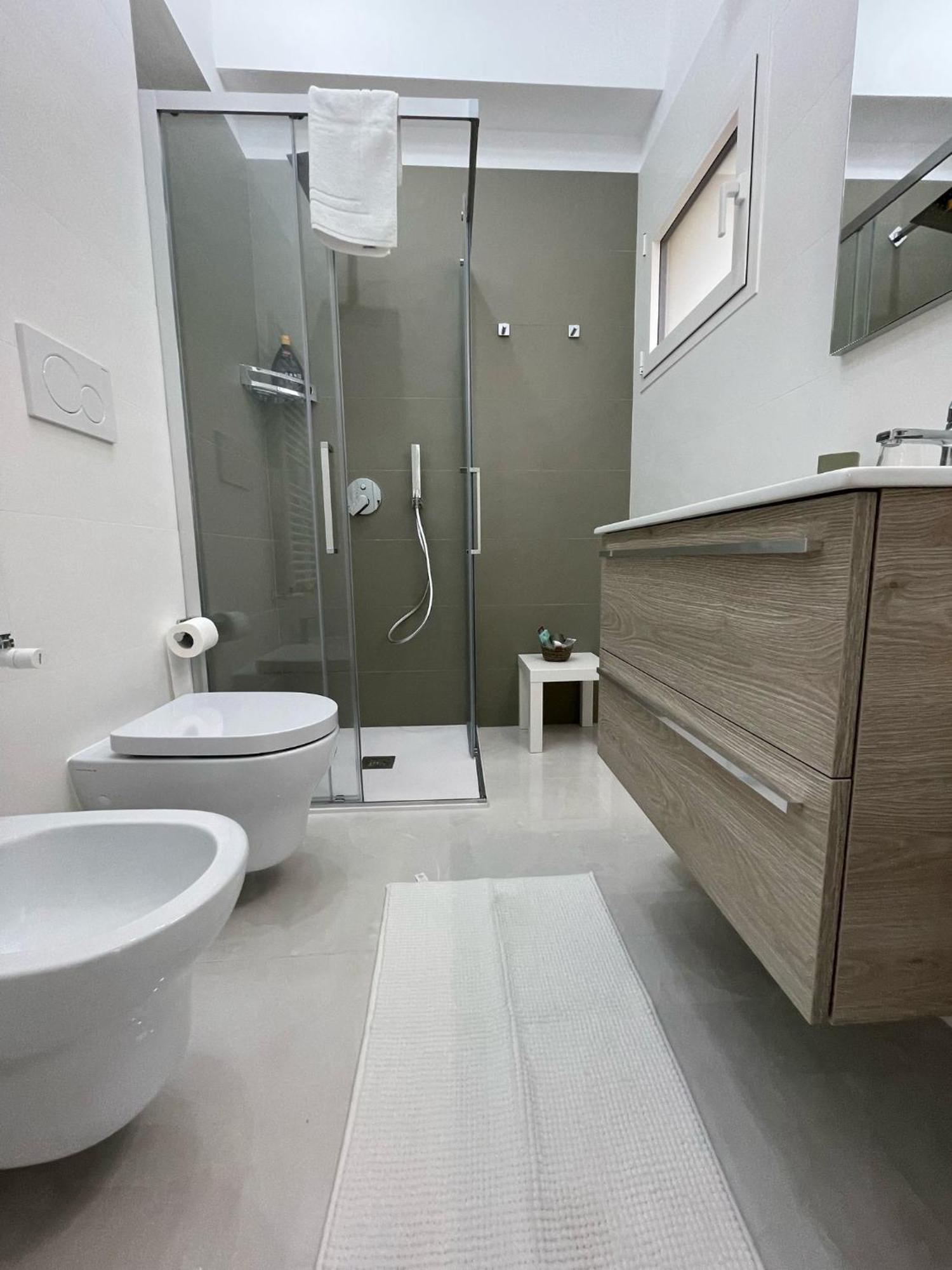 B&B Holden House Bari Bagian luar foto